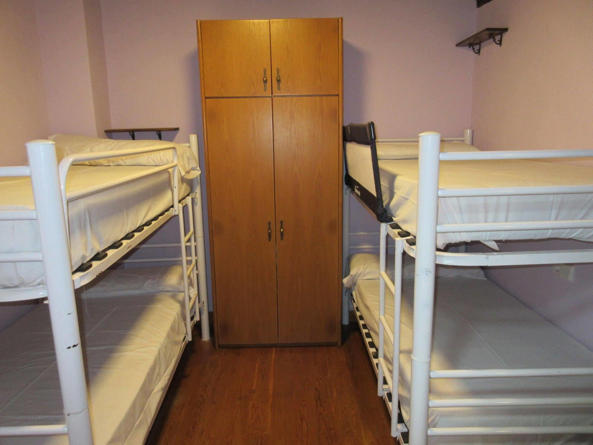 Hostal Ambiental De *